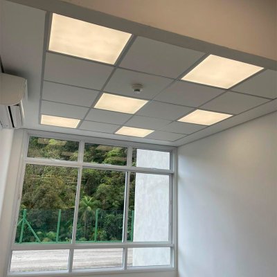 Forro de Fibra Mineral com Luminárias Embutidas