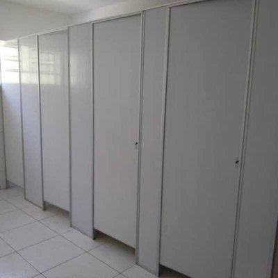 Divisória fenólica em Escada - PE